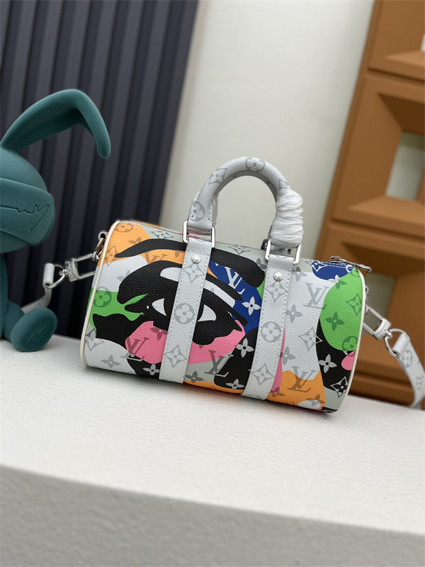   ルイヴィトン コピー最新作「Keepall Bandoulière 25」：LV Portraitシリーズが登場
