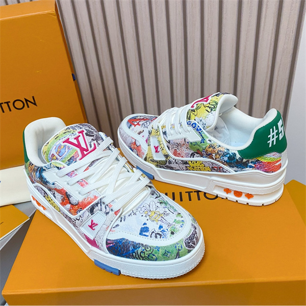   ヴァージル・アブローの遺産を受け継ぐ：ルイヴィトン（LOUIS VUITTON）コピーの新作「LVトレーナースニーカー」