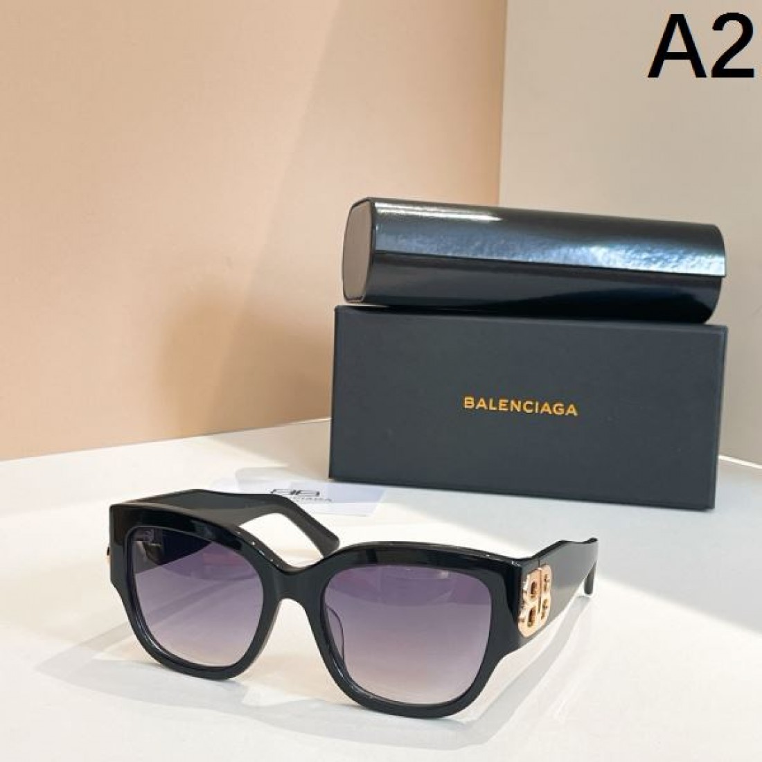 リピート率高め BALENCIAGA バレンシアガ コピー サングラス 夏の最旬スタイル