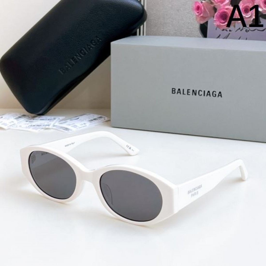 SNS映え間違いなし BALENCIAGA バレンシアガ コピー サングラス 売り切れ必至
