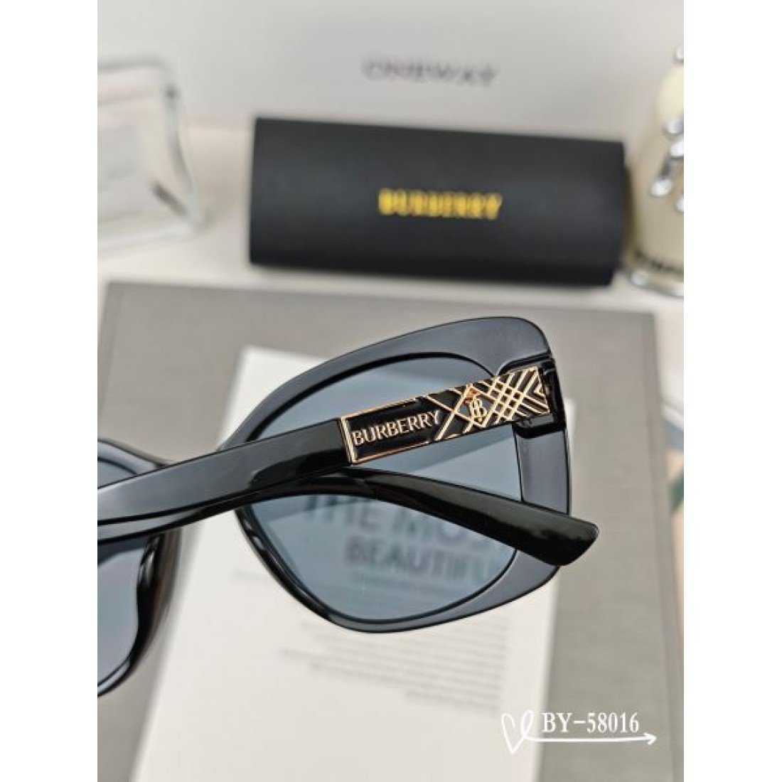 春の新生活にぴったり BURBERRY バーバリー コピー サングラス 新春初売り
