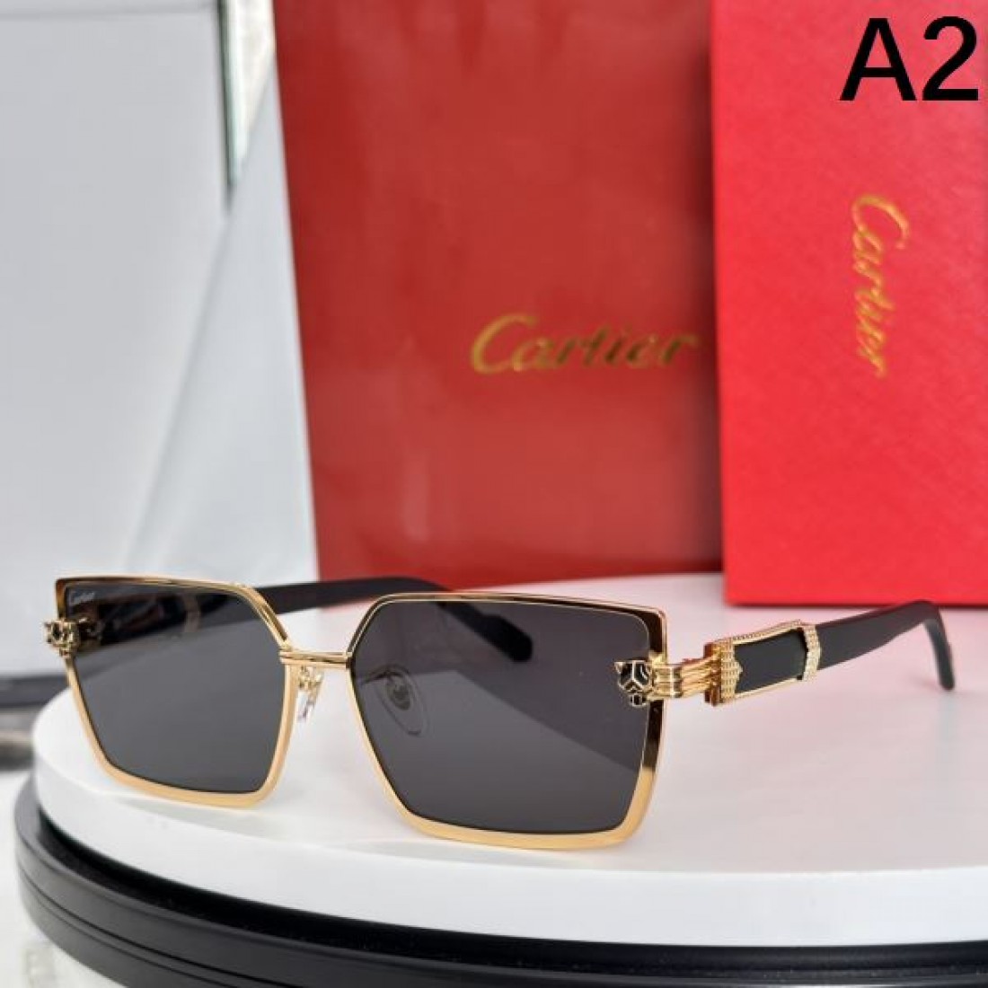 秋のお洒落コーデ CARTIER カルティエ コピー サングラス 新春初売り