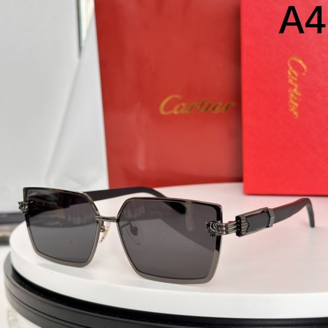 秋のお洒落コーデ CARTIER カルティエ コピー サングラス 新春初売り