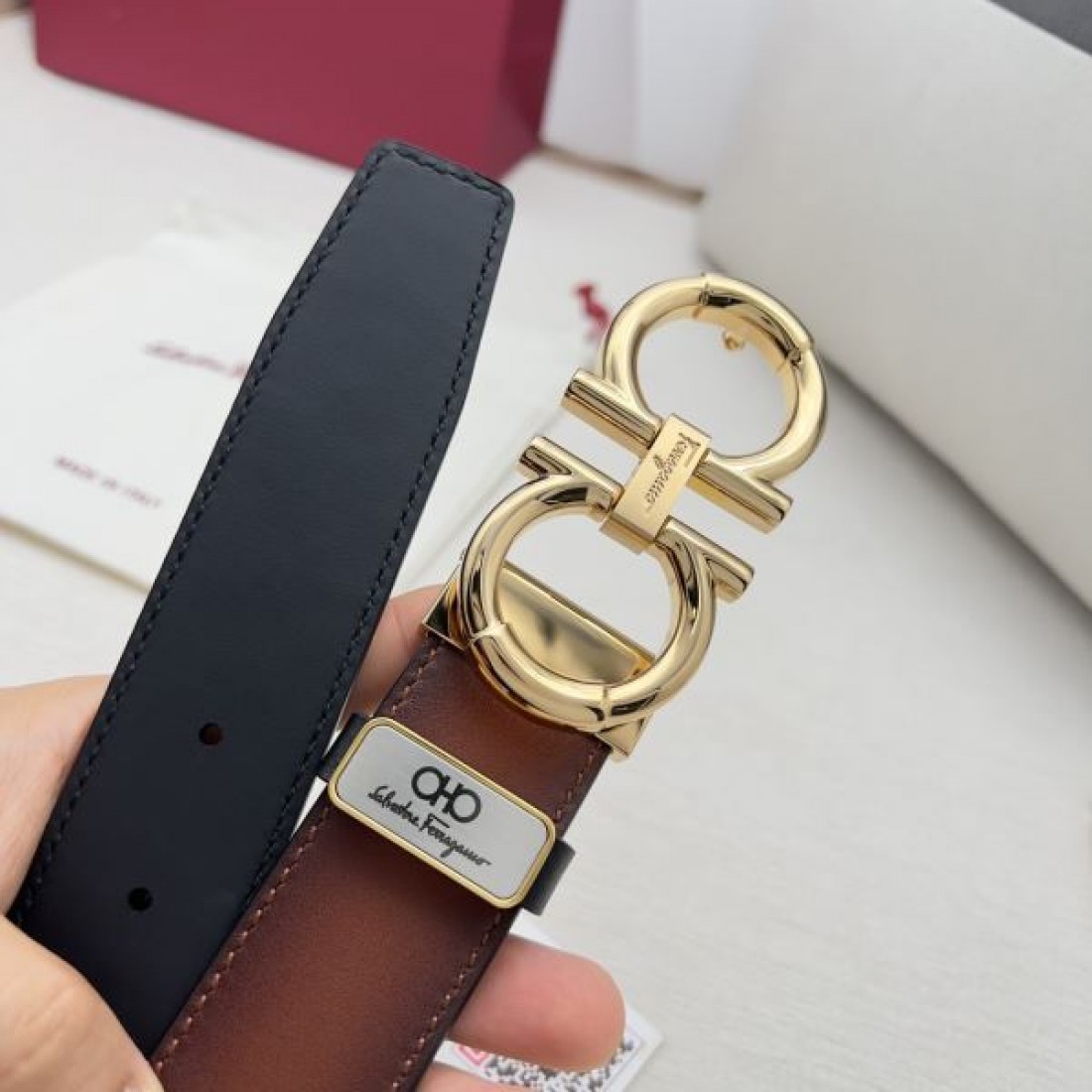 FERRAGAMO サルヴァトーレ スーパー コピー ベルト 洗練された 上品な雰囲気