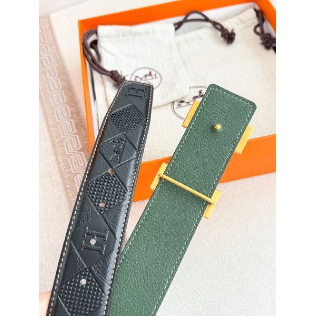 HERMES エルメス スーパーコピー ベルト 高級感 溢れる 上品な印象