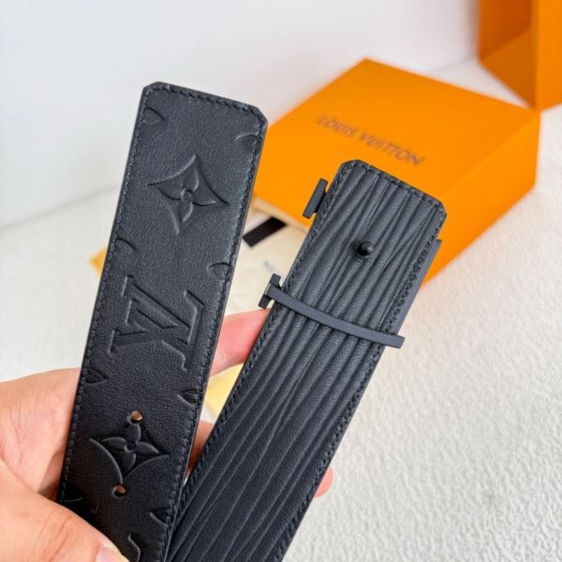  クラシックな スマートな 上質な LOUIS VUITTON ルイヴィトン コピー ベルト