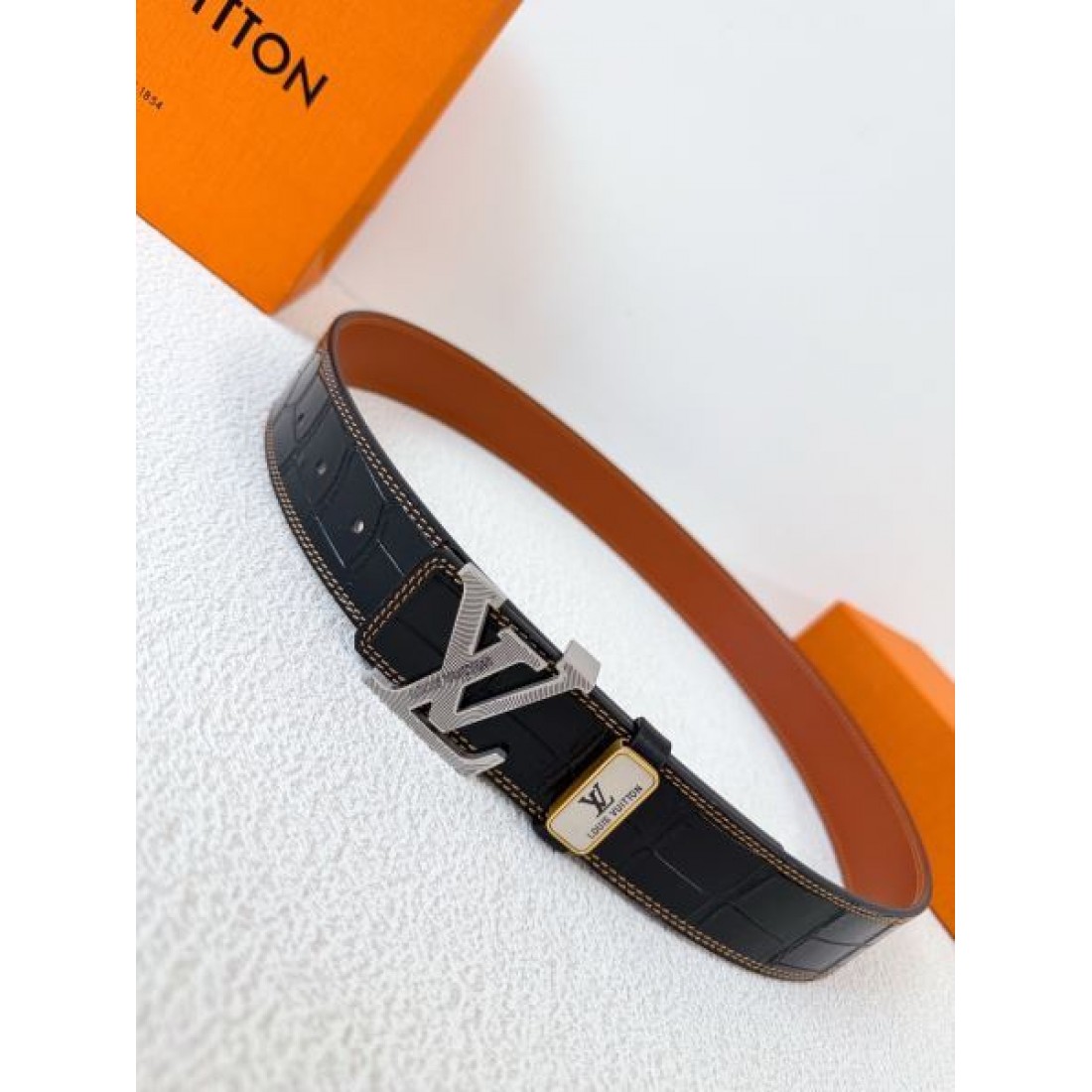 LOUIS VUITTON ルイヴィトン コピー ベルト スタイリッシュな 柔らかい