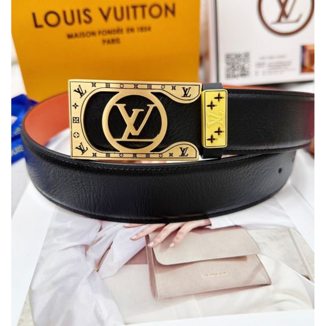 洗練された 上品な LOUIS VUITTON ルイヴィトン コピー ベルト