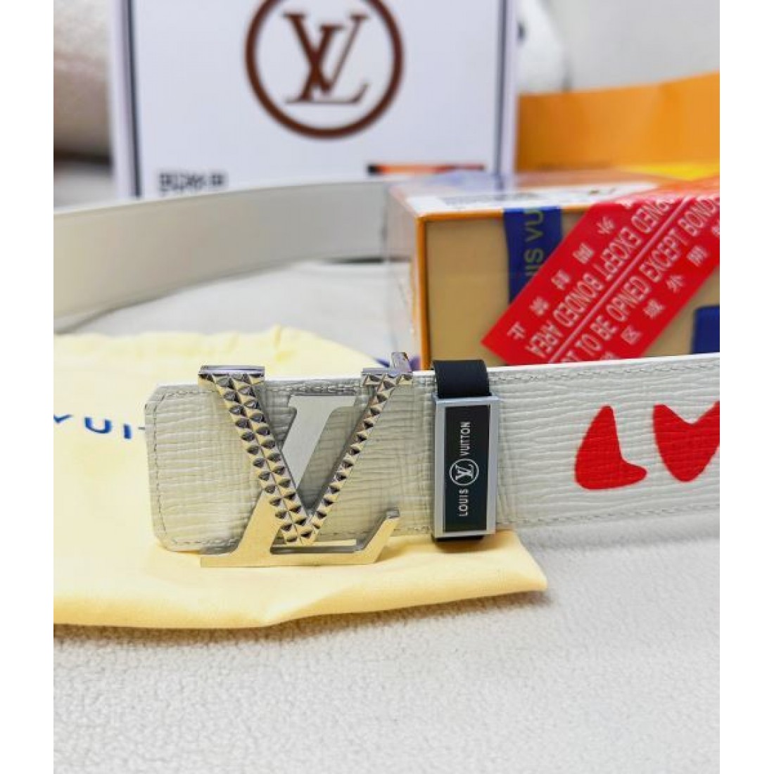 フォーマルな LOUIS VUITTON ラグジュアリーな ルイヴィトン コピー ベルト
