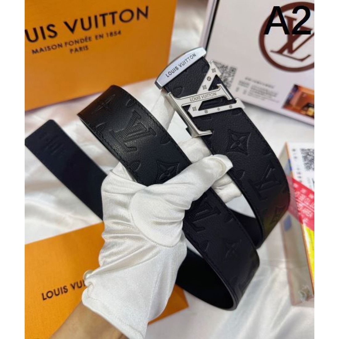 洗練された スタイリッシュな LOUIS VUITTON ルイヴィトン コピー ベルト