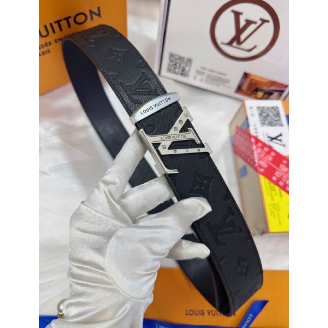 洗練された スタイリッシュな LOUIS VUITTON ルイヴィトン コピー ベルト