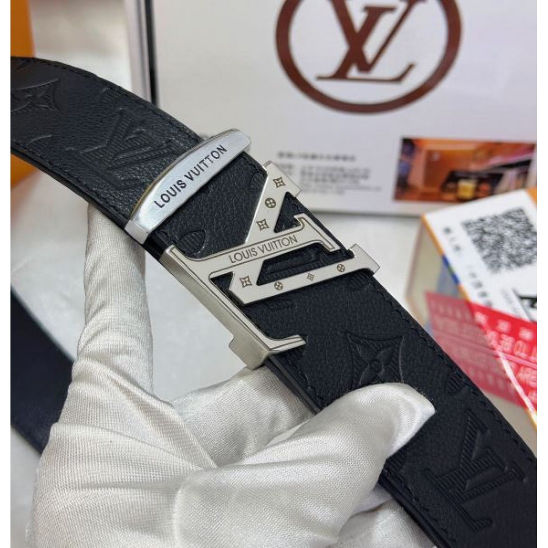 洗練された スタイリッシュな LOUIS VUITTON ルイヴィトン コピー ベルト