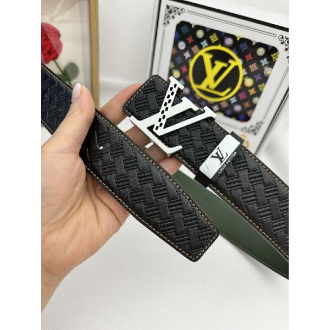 上品な 高級感のある LOUIS VUITTON ルイヴィトン コピー ベルト