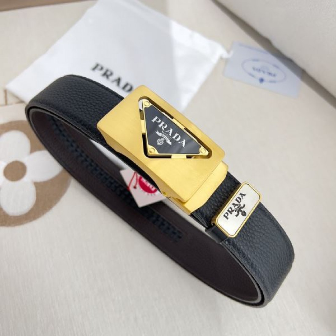 PRADA プラダ スーパーコピー ベルト 柔らかい 快適な 高品質な