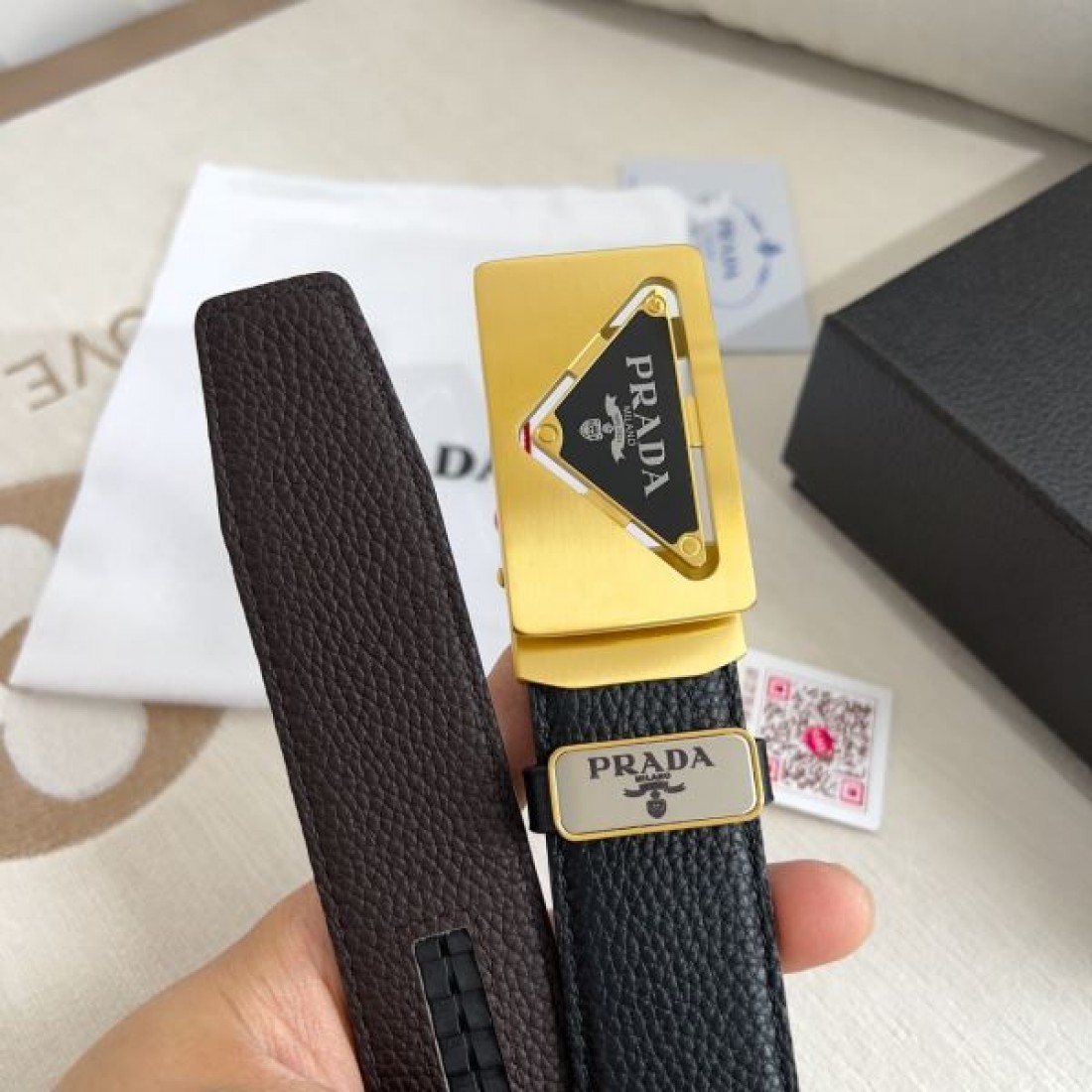 PRADA プラダ スーパーコピー ベルト 柔らかい 快適な 高品質な