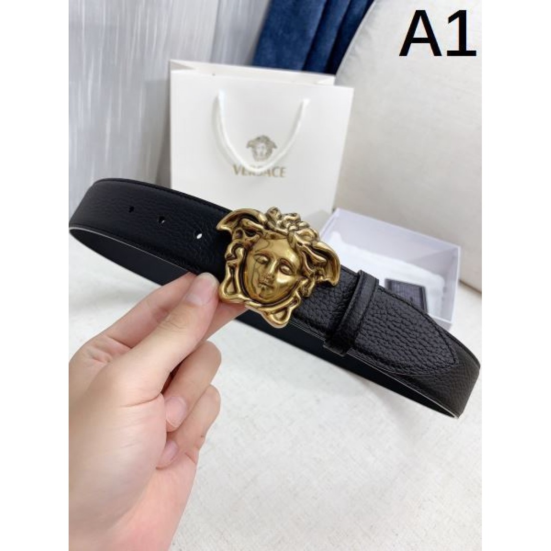 VERSACE ヴェルサーチェ コピー ベルト エレガントな モダンな お洒落な
