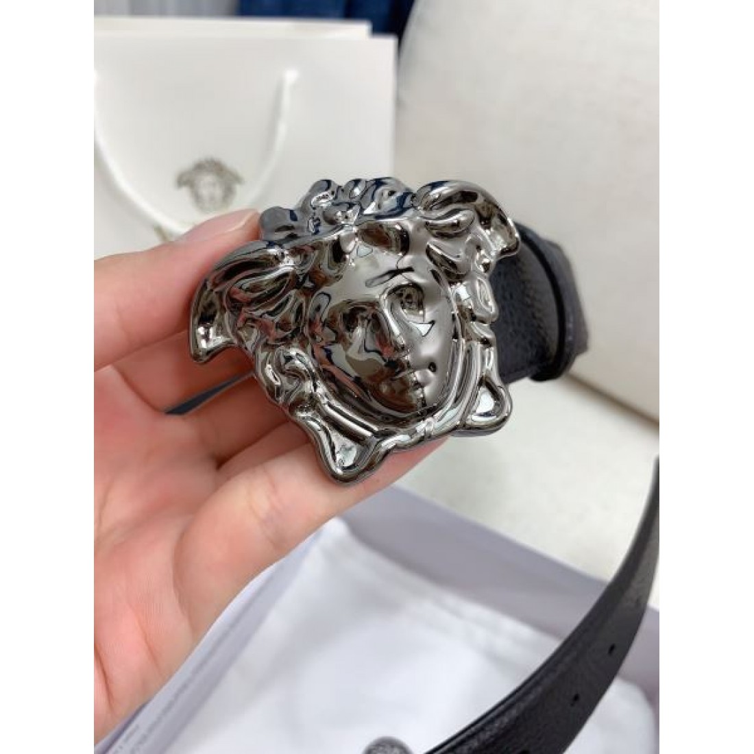 VERSACE ヴェルサーチェ コピー ベルト エレガントな モダンな お洒落な