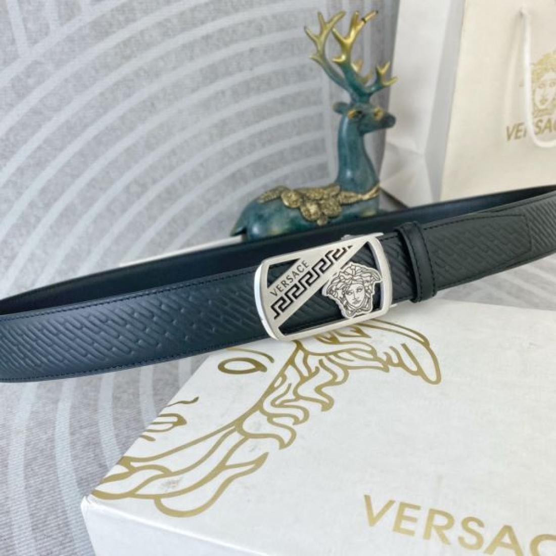 ヴェルサーチェ コピー ベルト エレガントな ラグジュアリーな VERSACE
