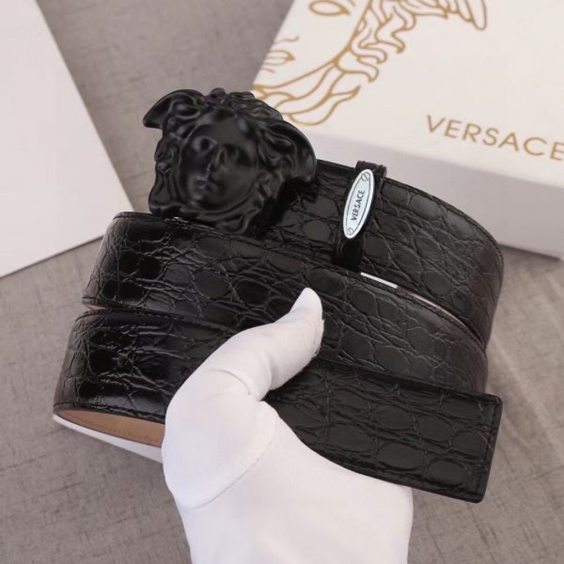 クラシックな 上質な VERSACE ヴェルサーチェ スーパーコピー ベルト