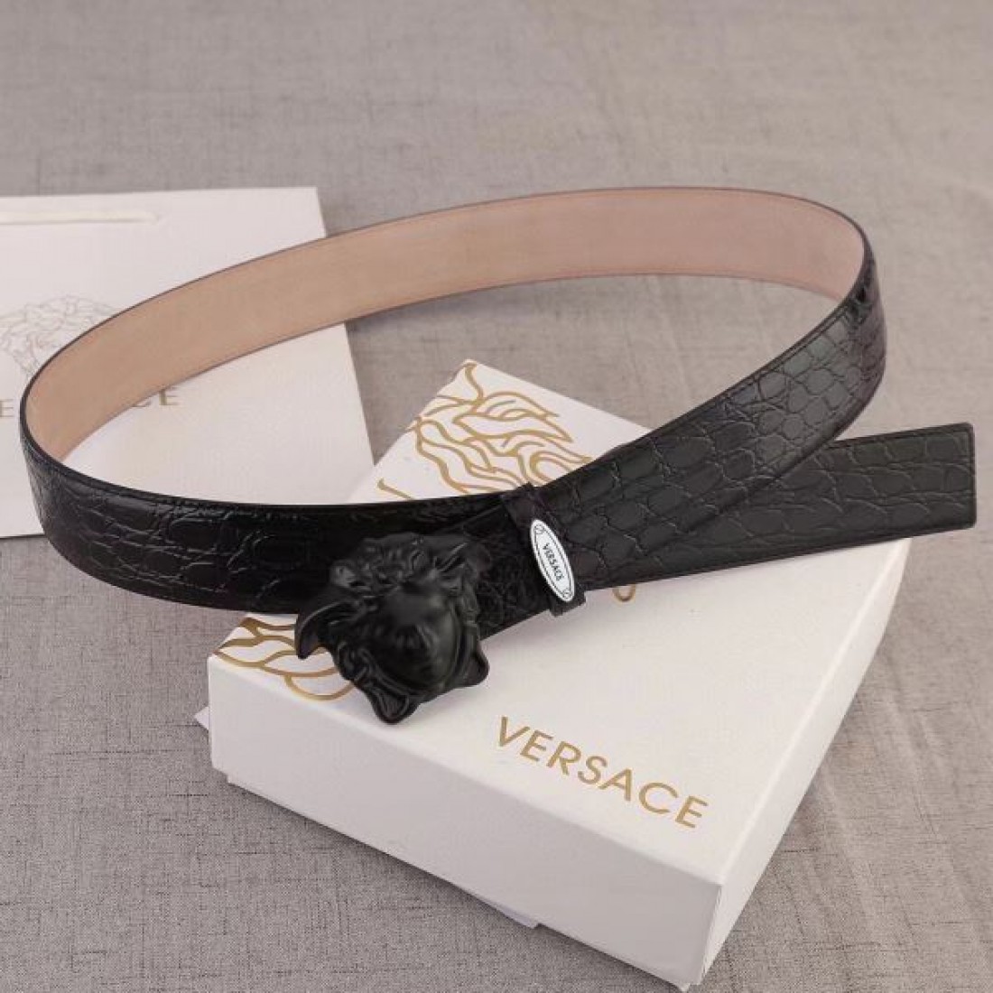 クラシックな 上質な VERSACE ヴェルサーチェ スーパーコピー ベルト