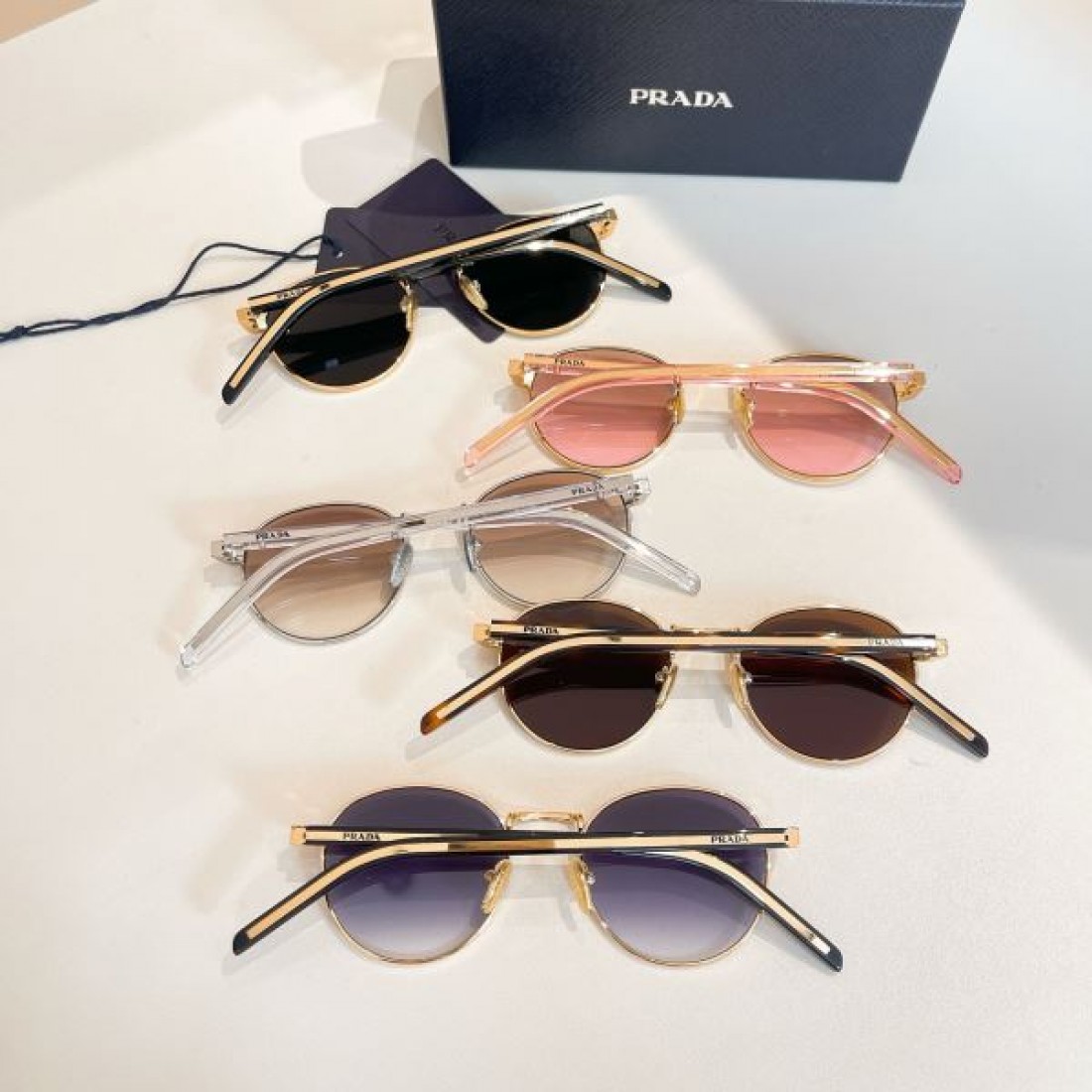 モダンな PRADA プラダ コピー サングラス エレガントな 上品な