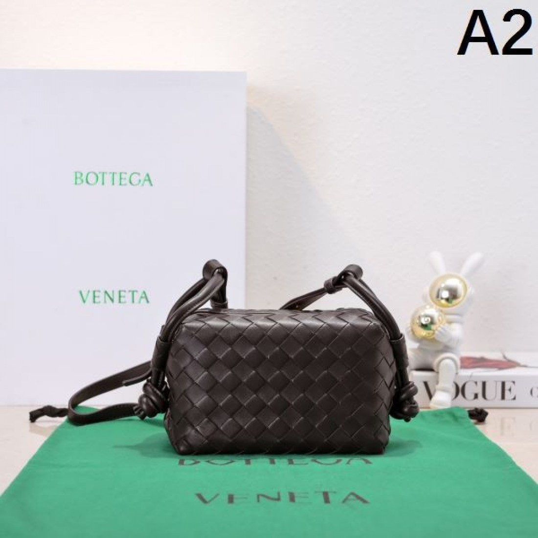 BOTTEGA VENETA ボッテガヴェネタ コピー ショルダーバッグ 洗練された 高級感漂う