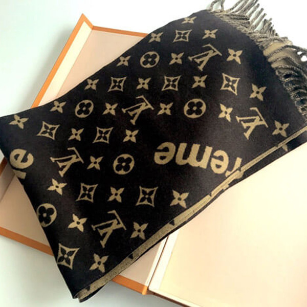 ルイヴィトンスーパーコピー LV アパレル MP1891 シュプリーム コラボ モノグラムマフラースカーフ