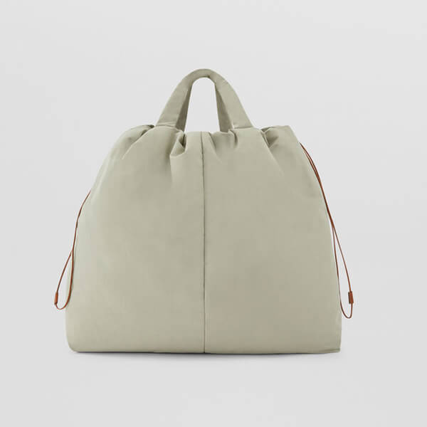 ジルサンダー バッグ コピー【Jil Sander】パッド入りトートバッグ（2色）