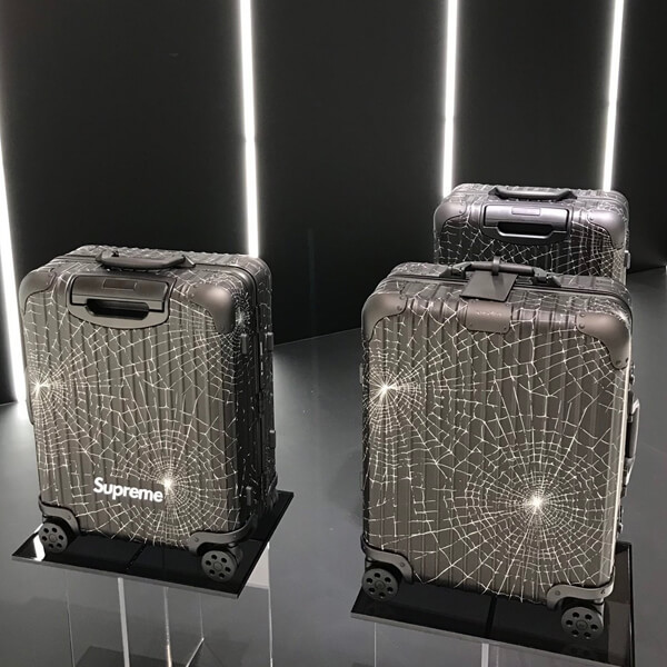 2020年春夏新作 シュプリーム×RIMOWA リモワ シュプリーム コピー コラボ スーツケース Cabin Plus キャリー 49L