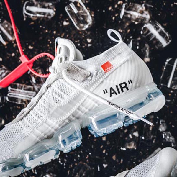 オフホワイト ナイキ スニーカー スーパーコピー おすすめ 激安 OFF-WHITE × AIR VAPORMAX“BLACK”&“WHITE”THE TEN 偽物 ヴェイパーマックス THE 10