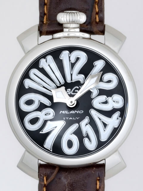 ガガ･ミラノスーパーコピー GAGAMILANO マニュアル　40mm　クォーツ z5020.4 ブラウン皮 ブラックシェル/ホワイトアラビア
