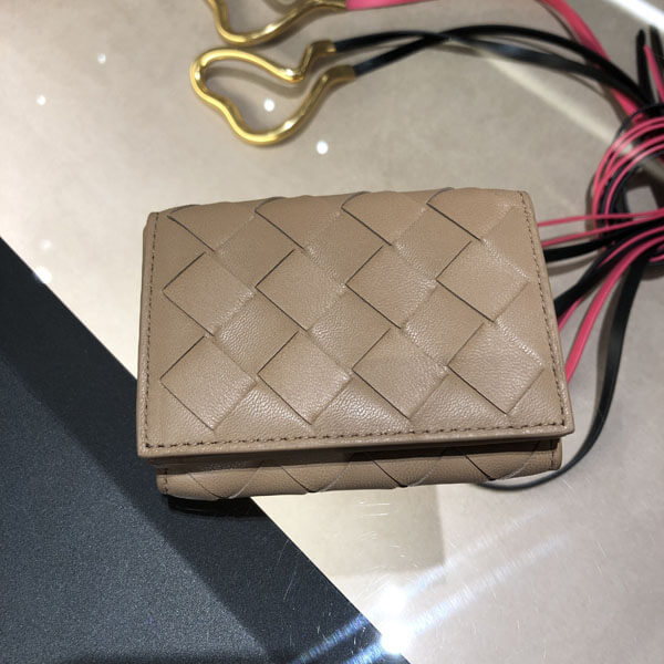 【ボッテガヴェネタ 財布 偽物】ボッテガヴェネタ 大人気 ミニ財布 609285