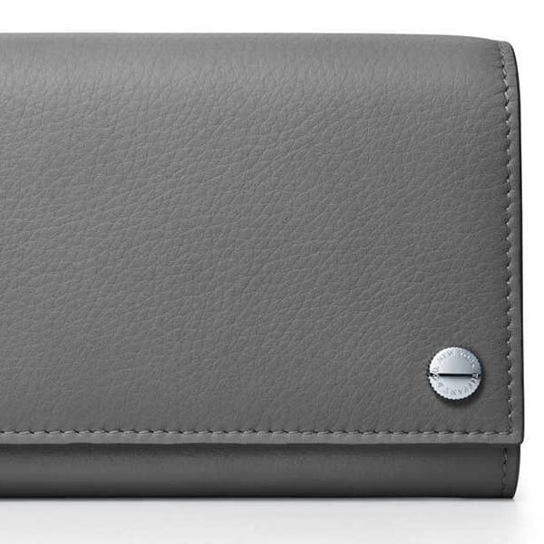 ティファニー 財布 コピー Tiffany&Co 新作◆レザー◆トラベル ウォレット◆カード入れ付き
