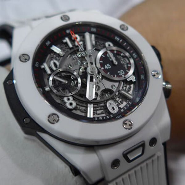 ウブロスーパーコピーhublot ビッグバン ウニコ ホワイトセラミック 411.HX.1170.RX