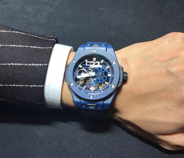 Hublot ウブロスーパーコピー ビッグバン メカ‐10 ブルーセラミック 414.EX.5123.RX