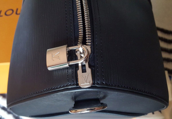 ルイヴィトン×シュプリームコピー M53433 17AW シュプリーム ルイヴィトン KEEP.45 BA.SP EPI DWT NOIR エピ キーポルバンドリエール45 ボストンバッグ エピレザー ノワール ブラック ユニセックス