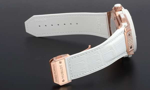 ウブロスーパーコピーhublot時計 キングパワー ウニコ キングゴールドホワイトパヴェ 701.OE.0128.GR.1704
