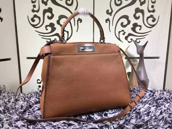 フェンディスーパーコピー フェンディ ★人気 SELLERIA PEEKABOO レギュラーサイズ トフィー 8BN290Q0JF0N9A