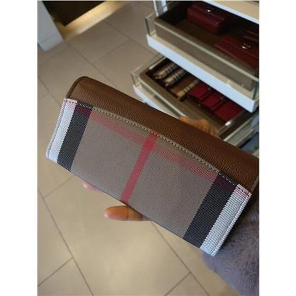 バーバリー 財布 偽物 Burberry♪SALE♪ブラウン