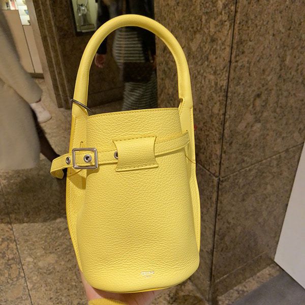 セリーヌ バッグ コピー セールで奇跡！BIG BAGショルダーnano