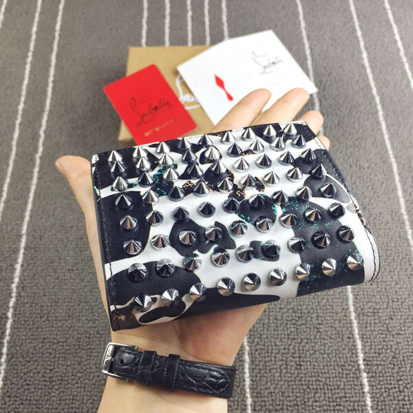 16SS新作クリスチャン ルブタン コピー Christian Louboutin 2つ折りスタッズ 紳士コイン入れ付 財布