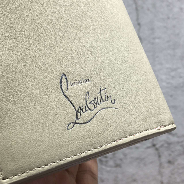 SS16限定新作! クリスチャン ルブタン コピー Christian Louboutin 大人シック! スタッズ財布