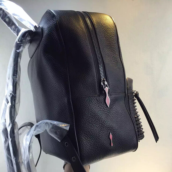 16新作 LOUBOUTIN ルブタンコピー ALIOSHA レザースタッズ バックパック 3155158CM53