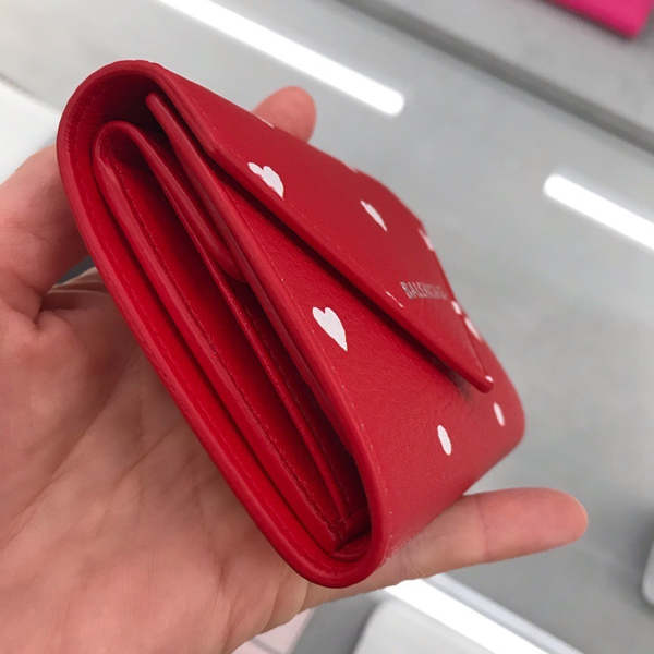2020年人気新作 バレンシアガコピー財布 Papier Comp Wallet ペーパー コンパクト ウォレット ハート プリント