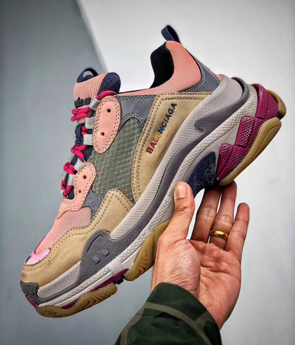 バレンシアガスーパーコピー バレンシアガ Triple S 