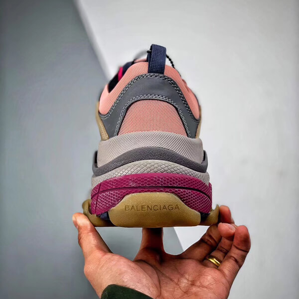 バレンシアガスーパーコピー バレンシアガ Triple S 