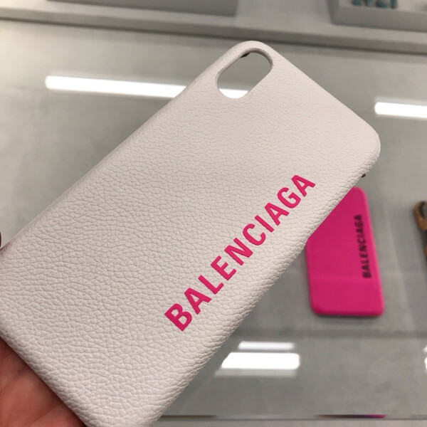 入手困難！バレンシアガ iphone ケース コピー【バレンシアガ】高級レザー iPhone11 X/XS