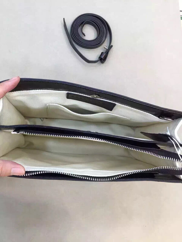 バレンシアガスーパーコピー<紗栄子さん愛用 >NAVY CABASショルダー
