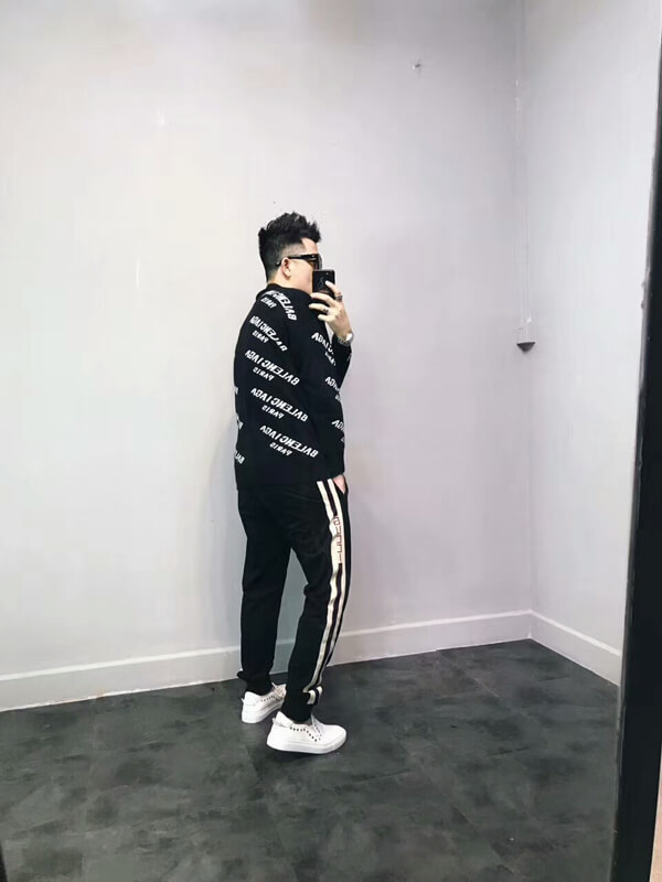 2018新作大人気 バレンシアガスーパーコピー ☆Pullover mit Logo-Muster