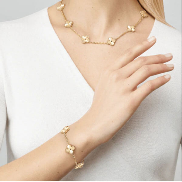 【国内発送】Van Cleef & Arpels ヴァンクリーフ＆アーペル 偽物 アルハンブラ ブレスレット VCARP3JK00